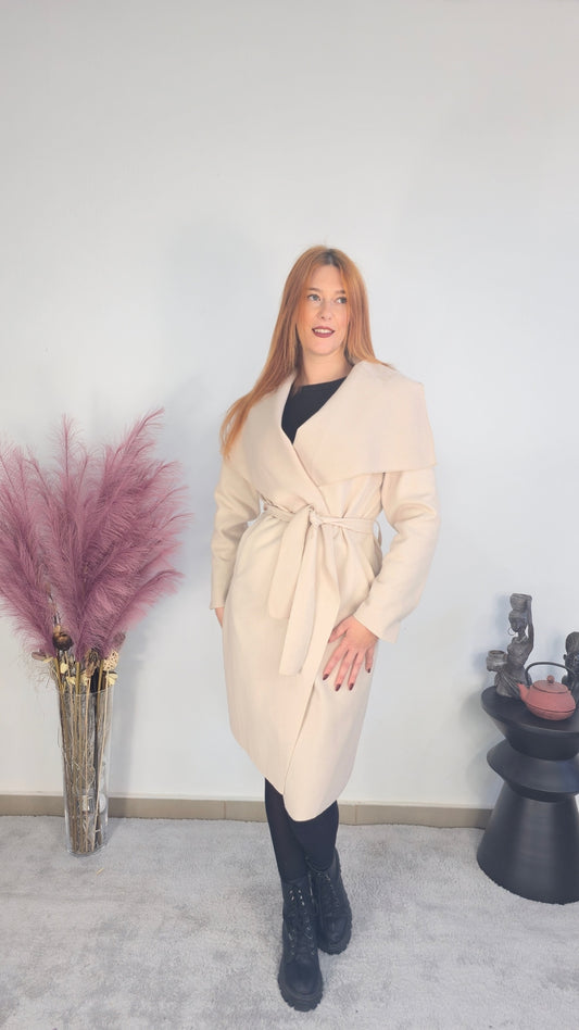 Μπεζ παλτό